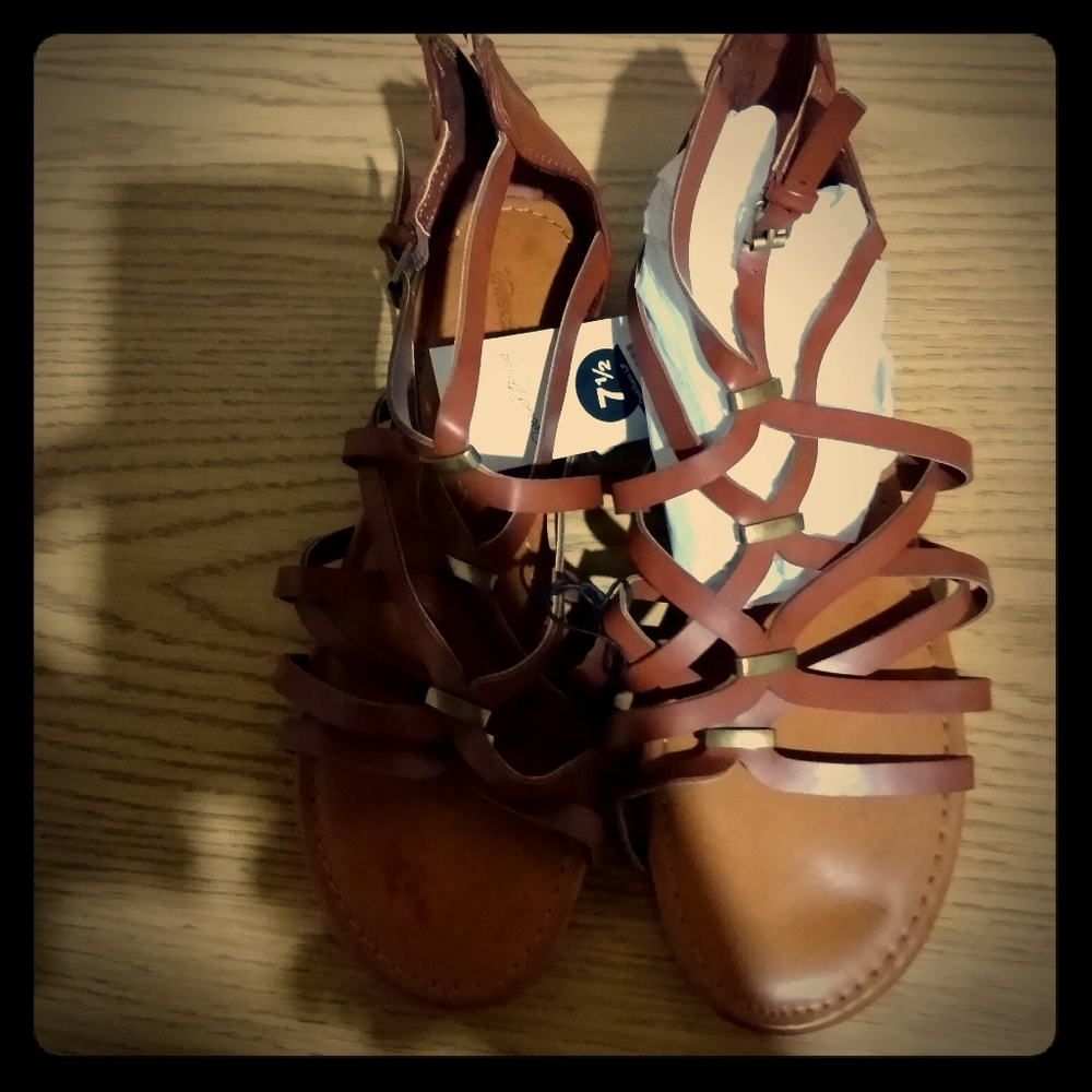 Women's gladiator sandals